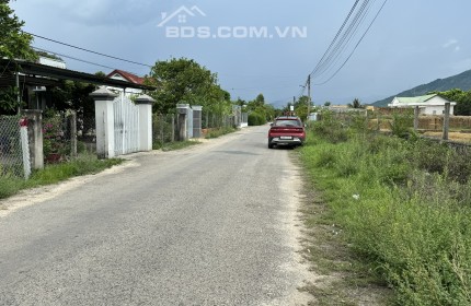 Bán đất Suối Tiên Diên Khánh rộng 466m ngang 10m có 100m thổ cư chỉ 2ty350tr Vùng Ven Nha Trang